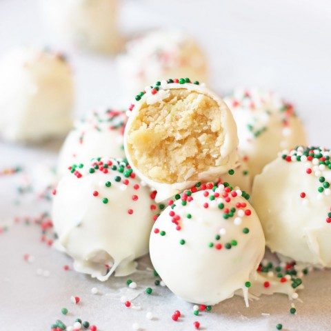 christmas-sugar-cookie-truffles-no-bake-10-2016